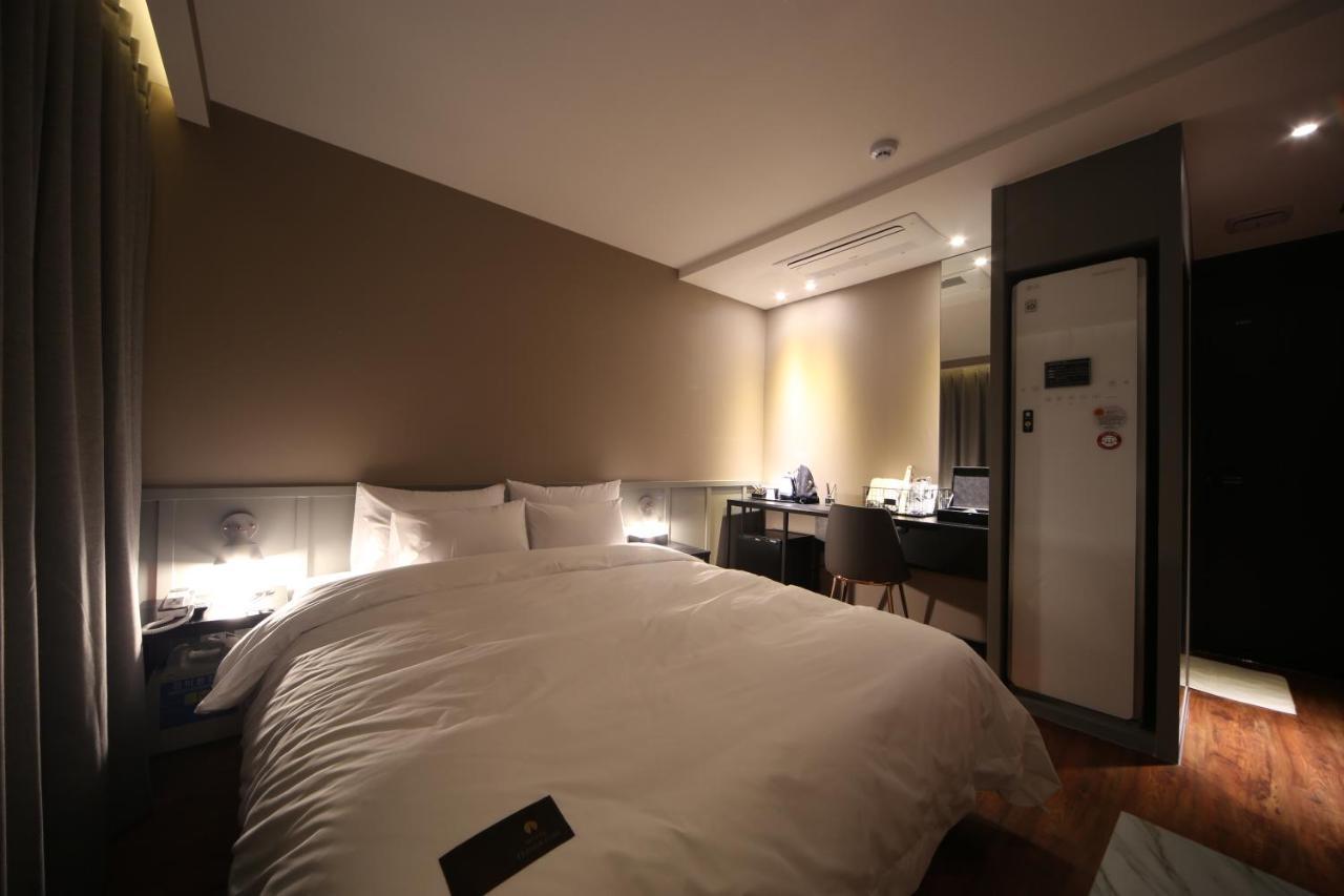 Hotel French Code Myeongji Busan Exterior photo